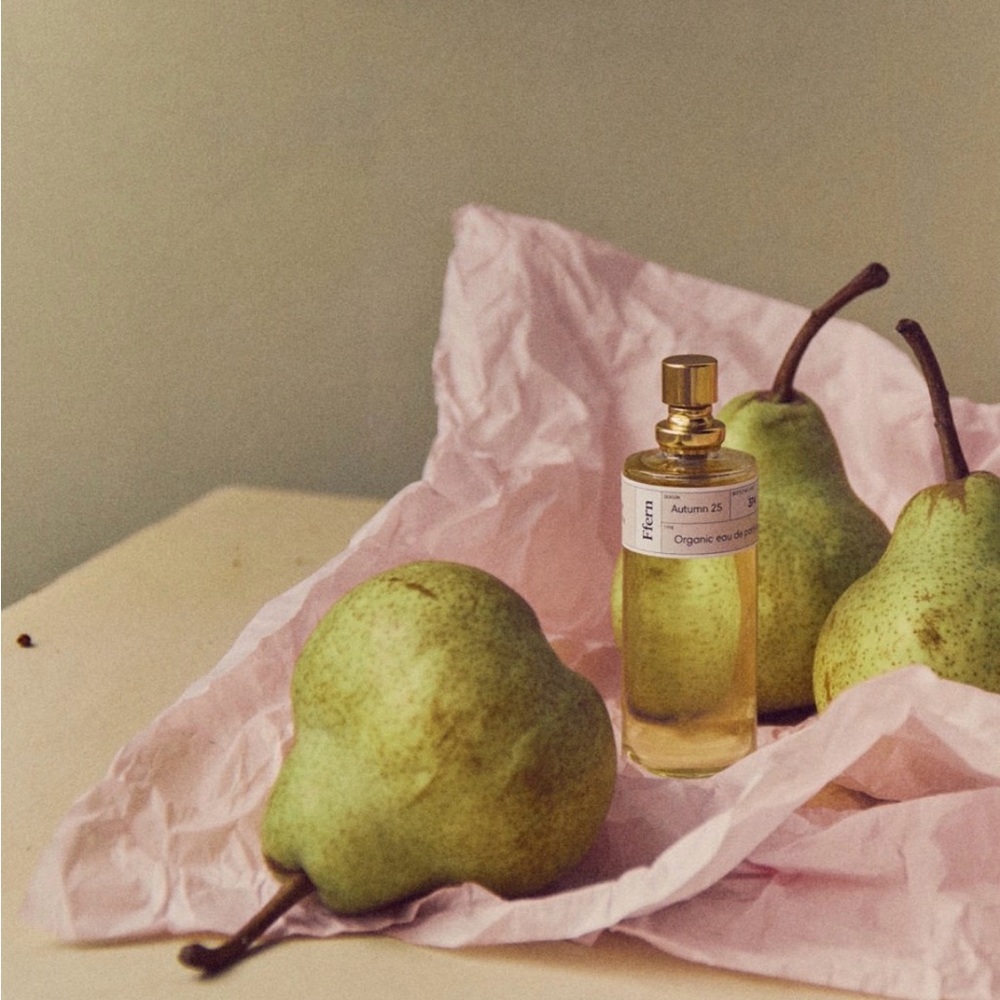 Ffern Autumn 25 Organic Eau de Parfum (1 fl oz) With diffuser. Used twice. - Picture 6 of 10